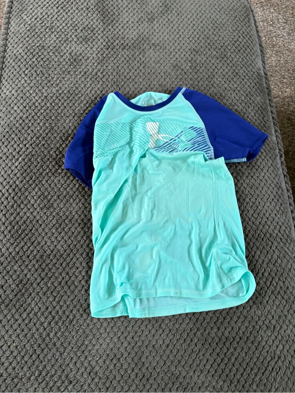 Under Armour Aqua and Royal Blue Short Sleeve Active Tee